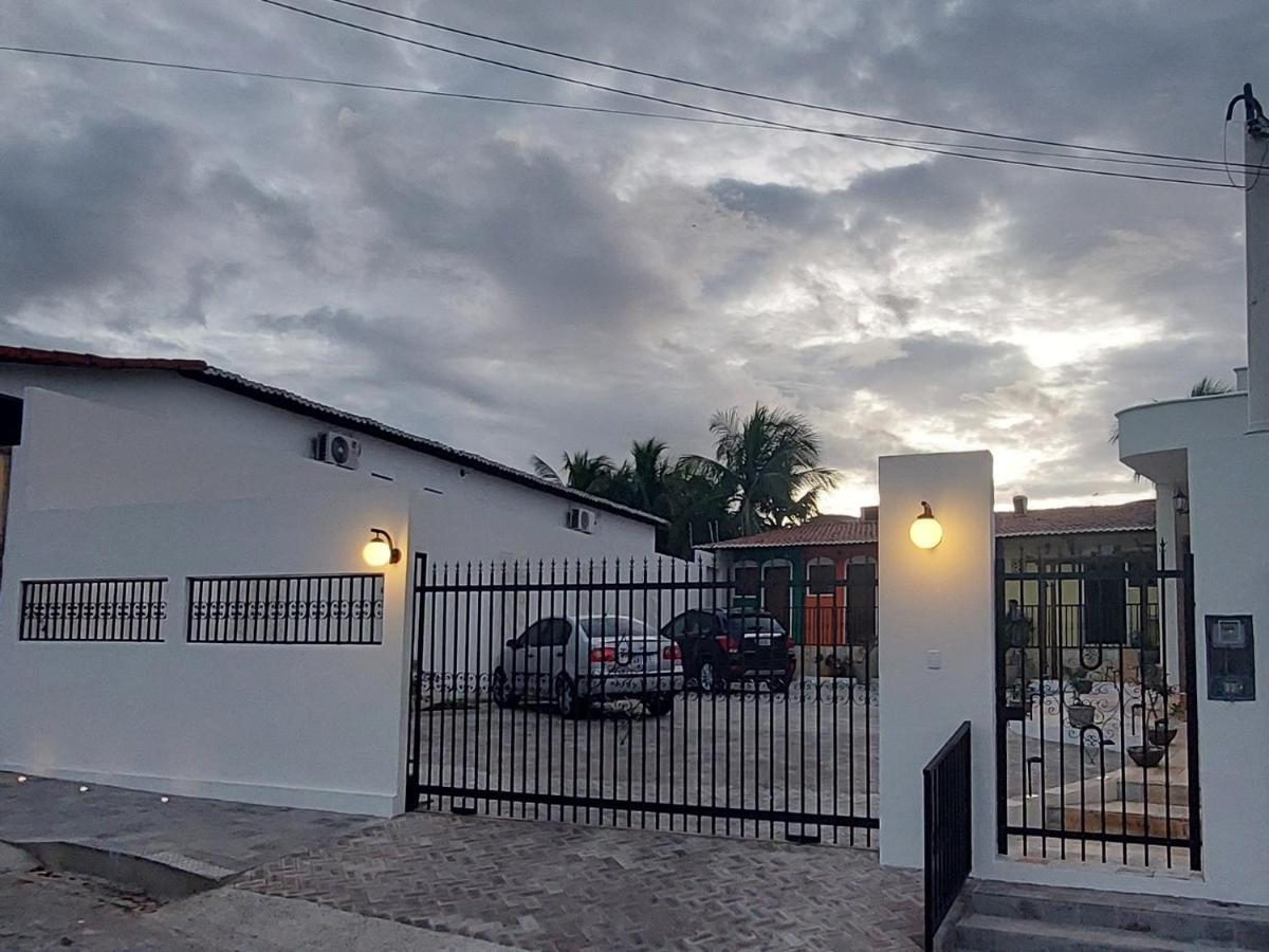 Buganvilia Pousada & Bistro Santa Cruz  Exterior foto